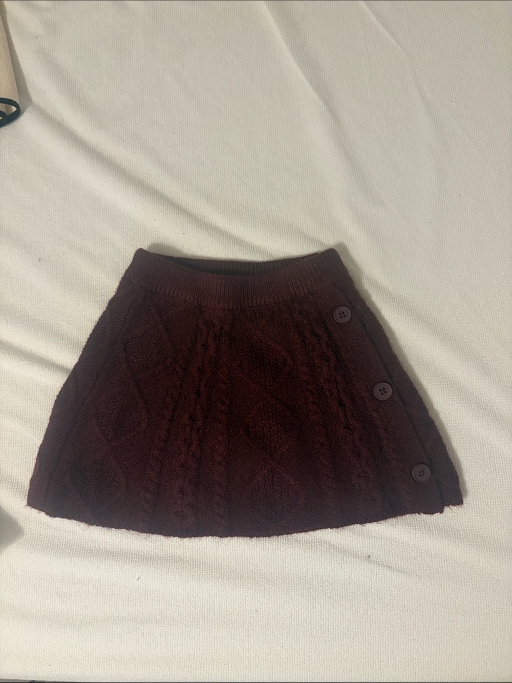 Girls Cable Knit Mini Skirt in Burgundy zara